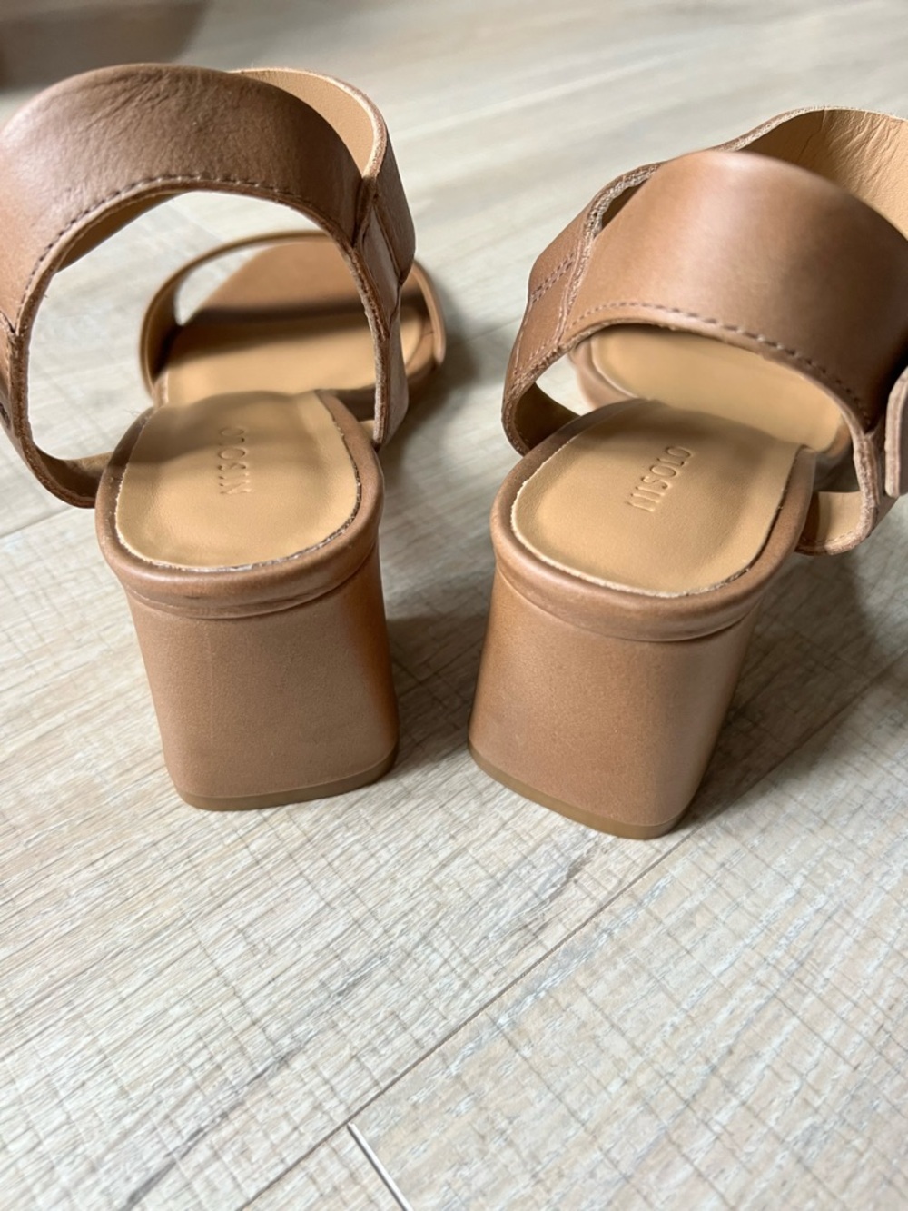 Nisolo Stella Go To block heel sandal almond - Picture 11 of 13